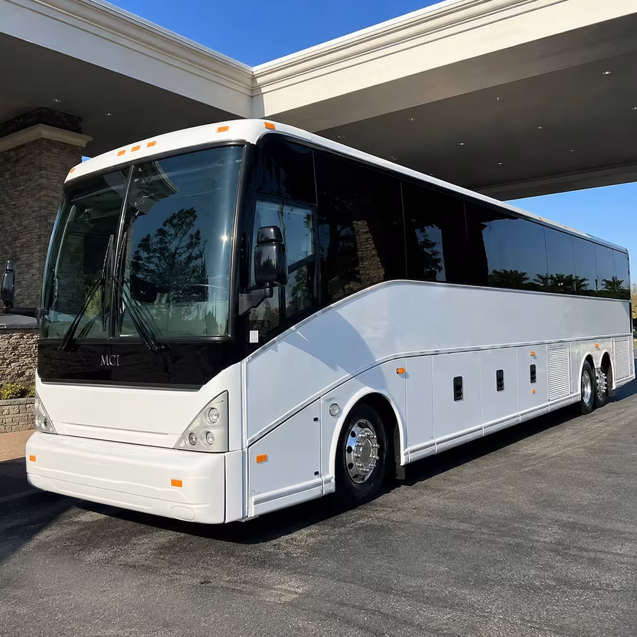 mountain view caltrain and vta minibus rentals for commuters